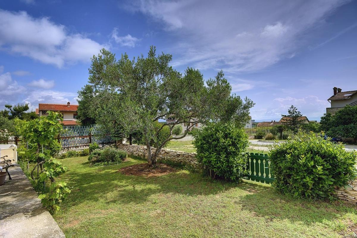 Apartments Lidija Ližnjan Εξωτερικό φωτογραφία